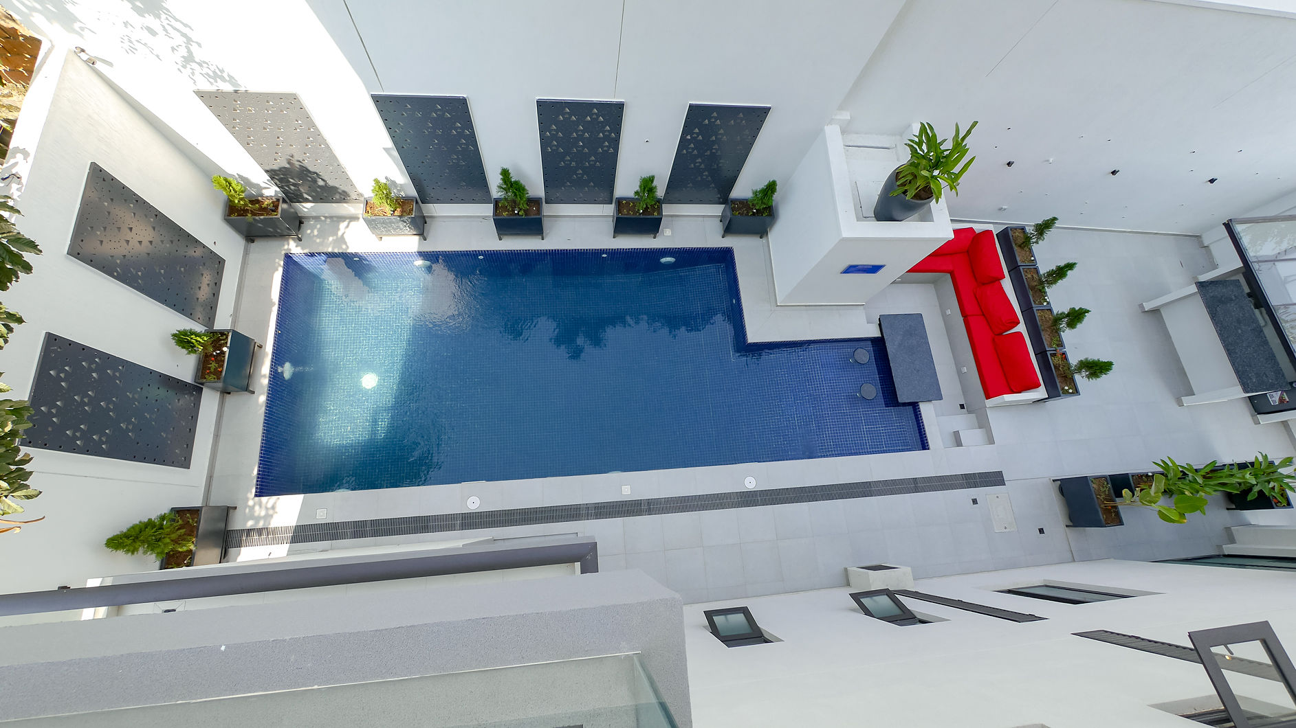 Meraki Residence — aerial view of pool and lounge